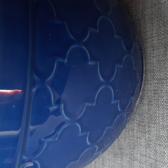 Handled Batter Mixing Bowl Pottery Baking Blue Embossed Pattern Bake Baker Cook - Picture 3 of 7